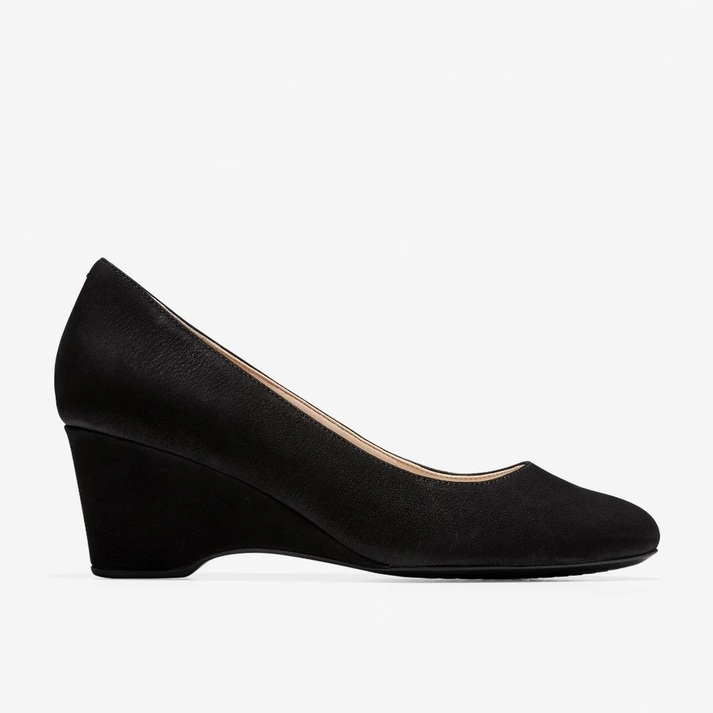 Cole Haan The GO TO Black Wedge Pumps SZ 7.5 New
